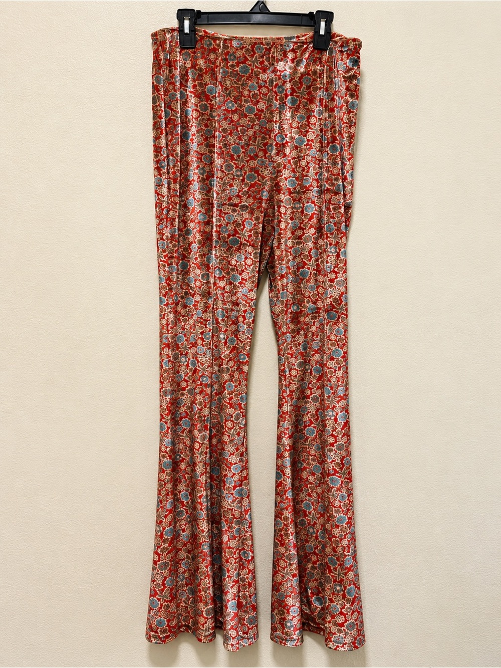 Umgee Red Floral Velvet Flare Pants